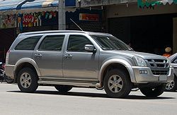 Isuzu MU-7
